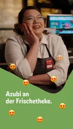 Azubi an der Frischetheke.